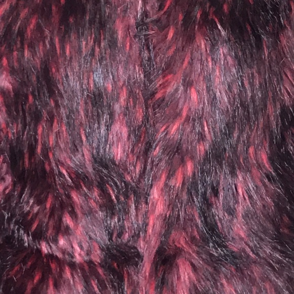 KAREN KANE Boho Blush Faux Fur Vest XL Red Black - Picture 3 of 8